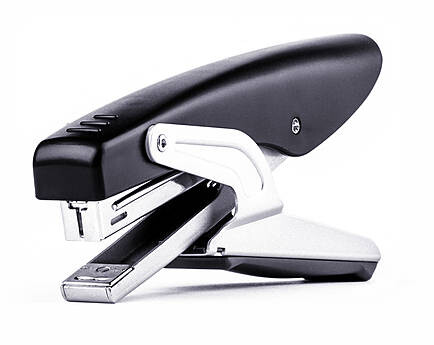 Heftzange Sax 634 schwarz-silber, Art.-Nr. SAX634 - Paterno B2B-Shop Heftzange Sax 634 schwarz-silber, Art.-Nr. SAX634 - Paterno B2B-Shop