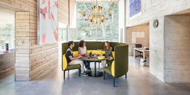 11csm_sedus_Lounge_Impressionen_Warten_2_93532442ae.jpg
