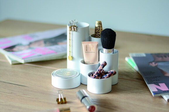 Schreibtischbutler MAULdeskbox mit Röhren weiss, Art.-Nr. 4450-WS - Paterno B2B-Shop